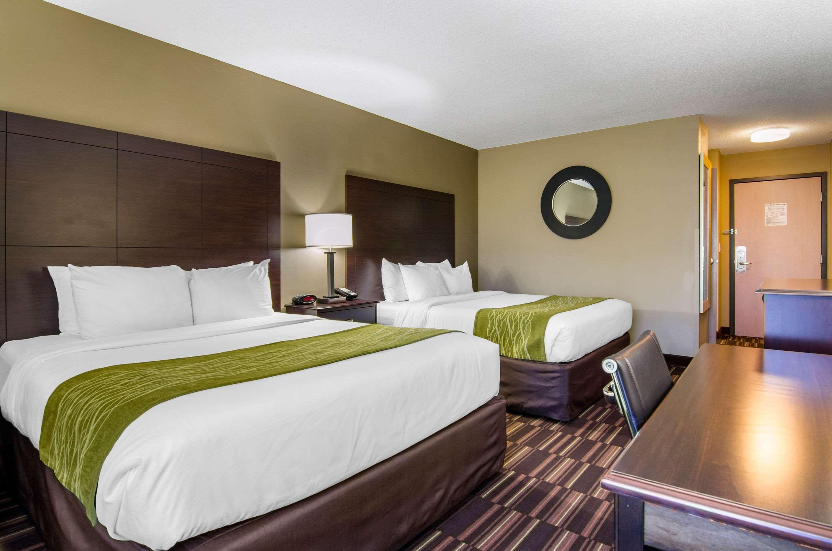 Comfort Inn & Suites Kansas City - Northeast Kültér fotó